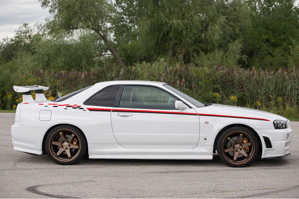 NISMO INSPIRED R-TUNE / S-TUNE BODY STRIPE DECAL KIT : NISSAN SKYLINE R34 GT-R