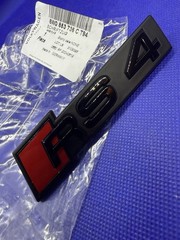 Audi RS4 B9 2017 Logo Badge Emblem + Black Original Grille 8W0853736CT94