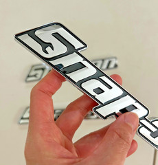 2PCs SNAP-ON TOOL BOX LOGO EMBLEM Chrome Silver Badge Decal 8″ INCH LONG – NEW