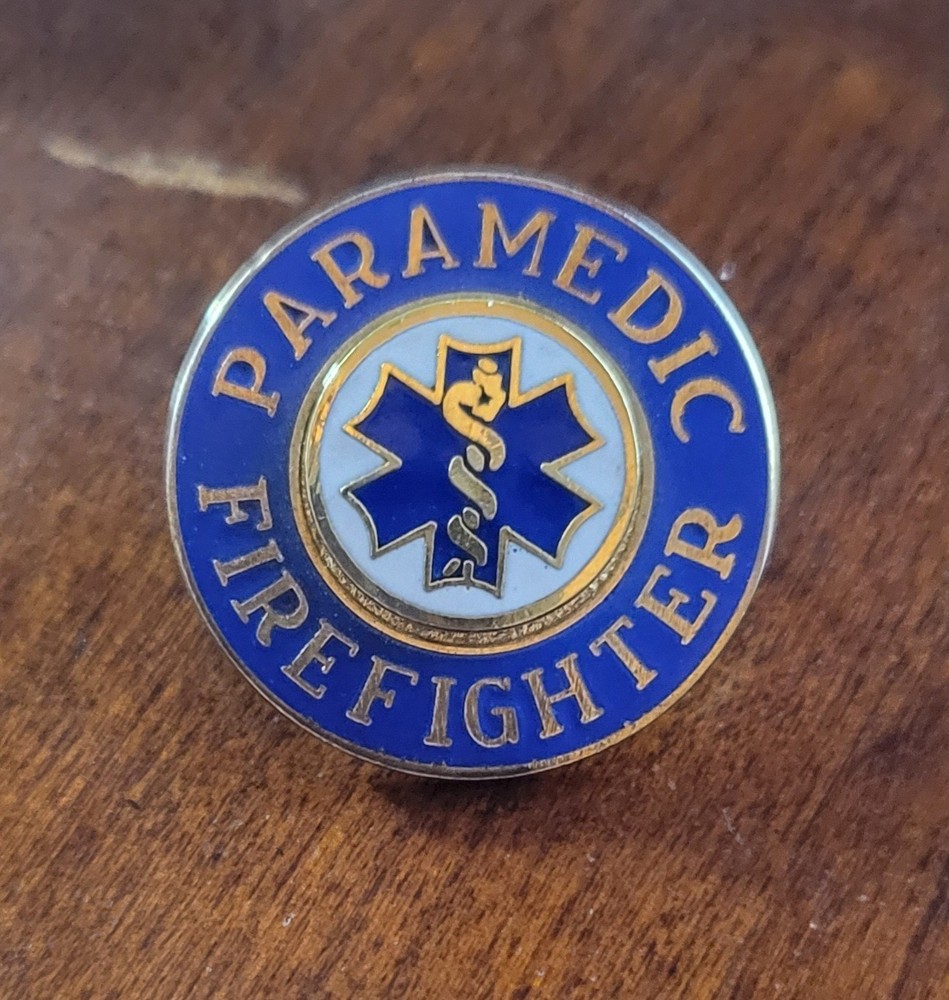 Paramedic Firefighter Collar Brass 11/16 Medium