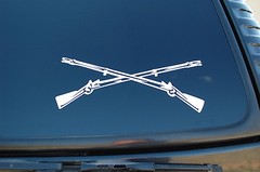 Army Infantry Sticker Vinyl Decal Crossed Rifles Insignia Military (V360)