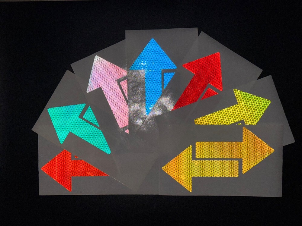 2 Reflective 4″ x 6.5″ Prismatic Arrows Oralite V98 (750+ Candelas) Stickers