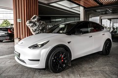 Milliotone Satin Metallic White Premium Vinyl DIY Custom Car Wrap