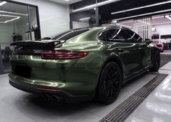 Gloss Metallic Oak Green PPF TPU Paint Protection Film Dry Wet Apply Vinyl Wrap