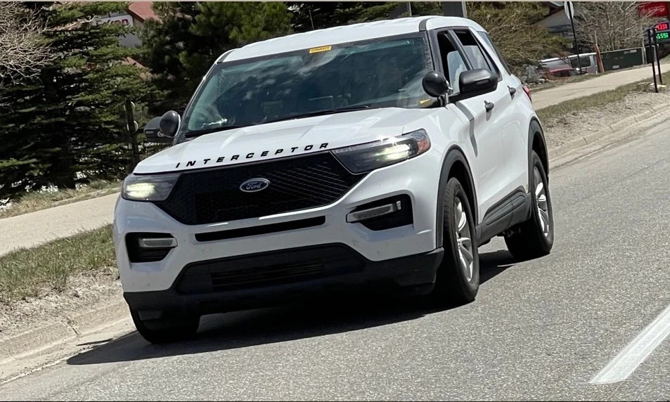 29 inches “INTERCEPTOR” ONE hood runner decal fits Ford Explorer all years.