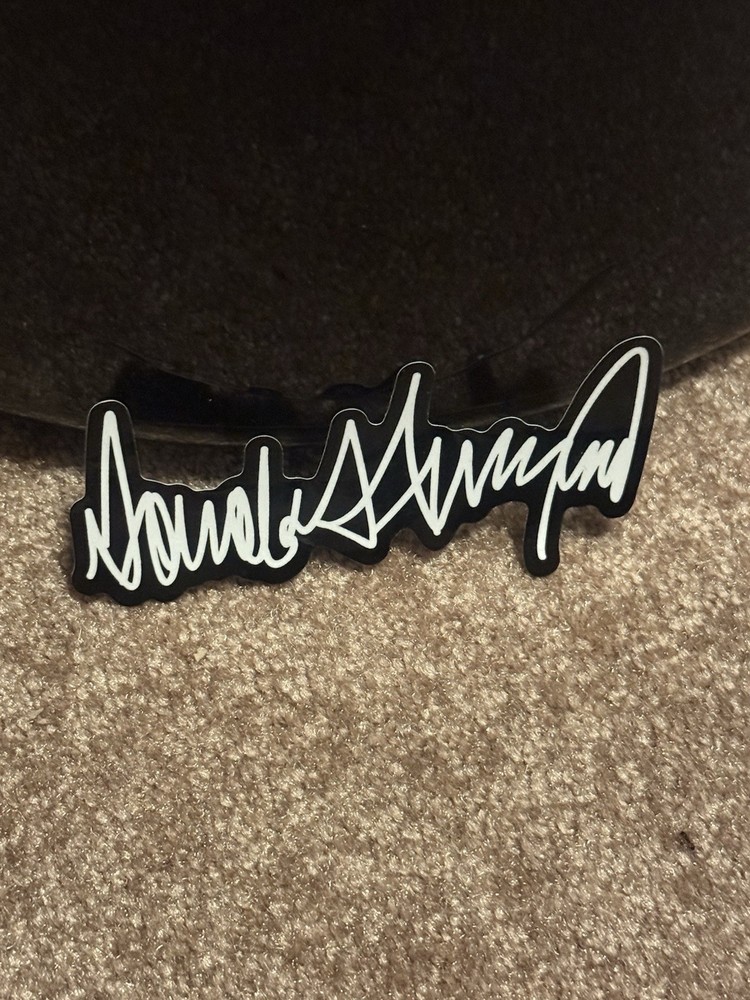 President Donald J. Trump Signature Vinyl Decal Sticker Autograph 4” USA