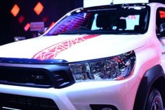 2015 16 17 Front Hood Sticker Red Style Trim 1 Pc For Toyota Hilux Revo SR5