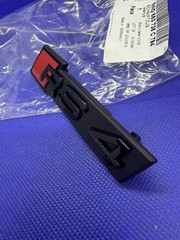 Audi RS4 B9 2017 Logo Badge Emblem + Black Original Grille 8W0853736CT94