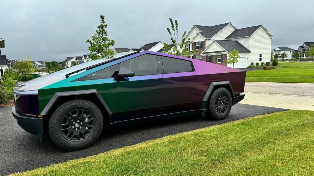 Cybertruck DIY PPF Paint Protection Film Wrap Color Change Shift Gloss Chameleon