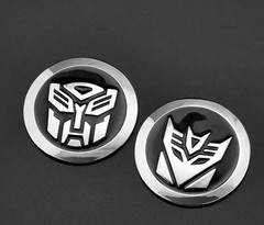 2pcs Transformers Autobots & Deceptions Metal Car Stickers 6.5 cm/2.56 inch