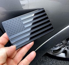 Stylish Embossed Black Flag Emblem – 5″x3″, Ideal for Car & Truck Decoration