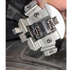 H7 LED Headlight Bulb Adapter Holders Socket Base Retainer Clip for Bens-C VW 4X