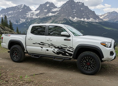 MUD SPLASH Truck & SUV Decal Set – Left & Right Vinyl Graphics Off-Road 4X4 4WD