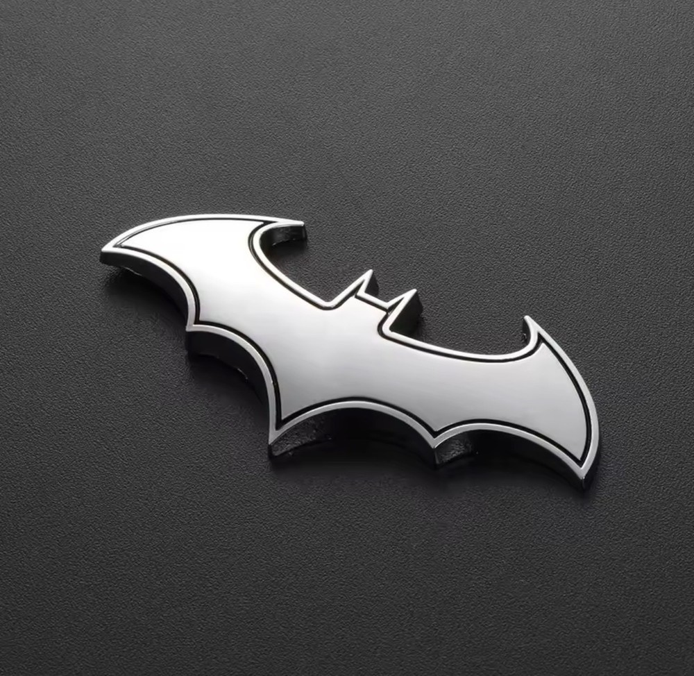 3D Metal Batman Dark Knight Batwing Sticker Decal Emblem Badge Auto Car Styling