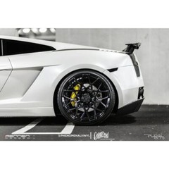 Avery Dennison SW900 Supreme Satin White Pearlescent Vinyl Car Wrap Film | 117-S