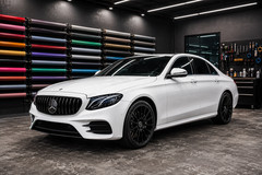 Ultra Gloss PET Liner Piano White Car Vinyl Wrap Film Air Release Self Adhesive