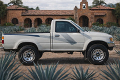 VINTAGE STYLE VINYL DECALS GRAPHICS FITS TOYOTA PICKUPS/ 89 4×4 MODELS