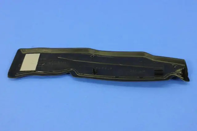 Genuine Mopar Tail Lamp Close Out Right 5182338AC