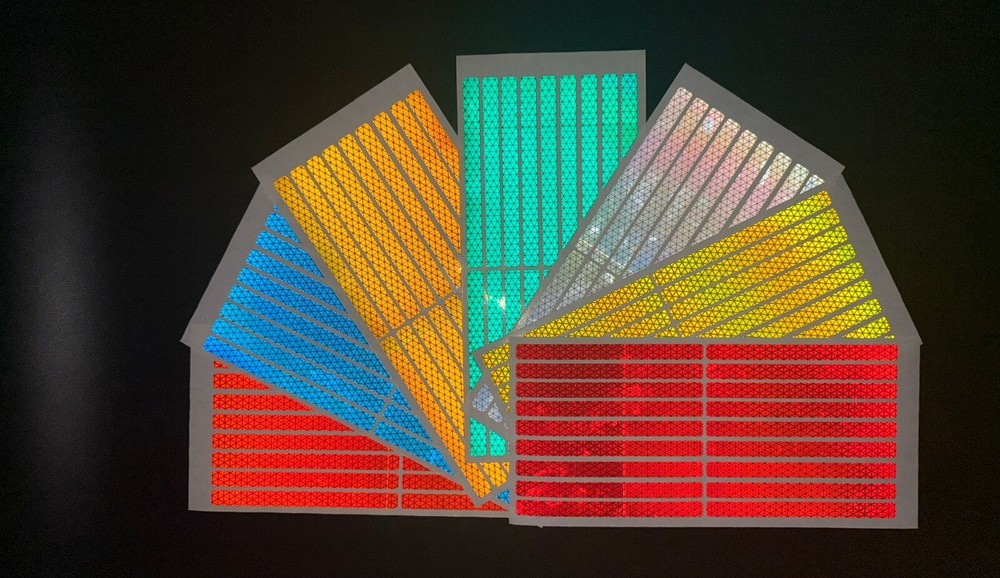 18 Reflective 0.5″ x 6″ Prismatic Strips Oralite V98 (750+ Candelas) Stickers