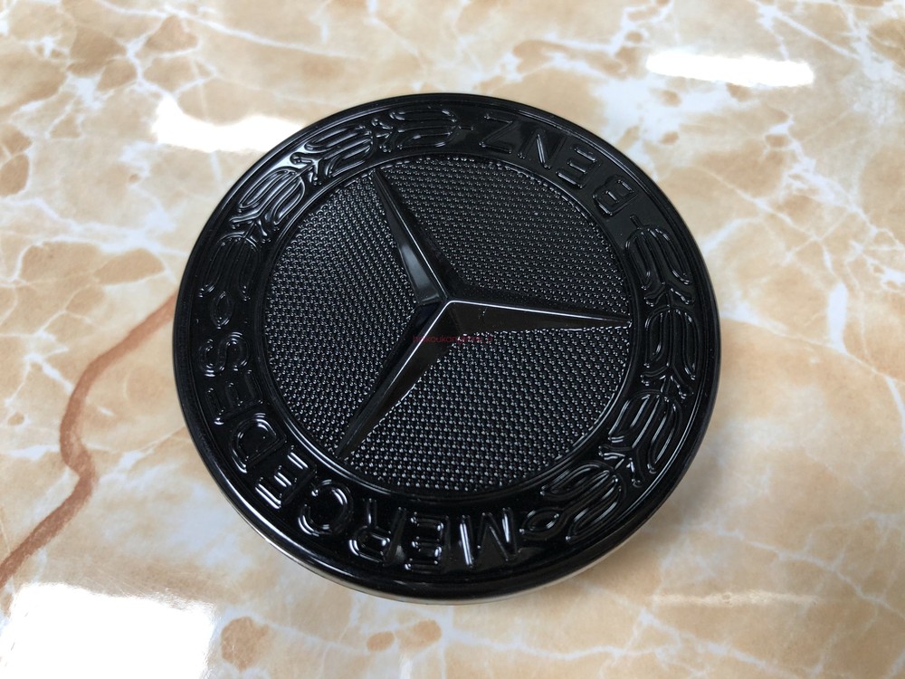 Front Hood Emblem Glossy Black Flat Laurel Wreath Badge W213 E300