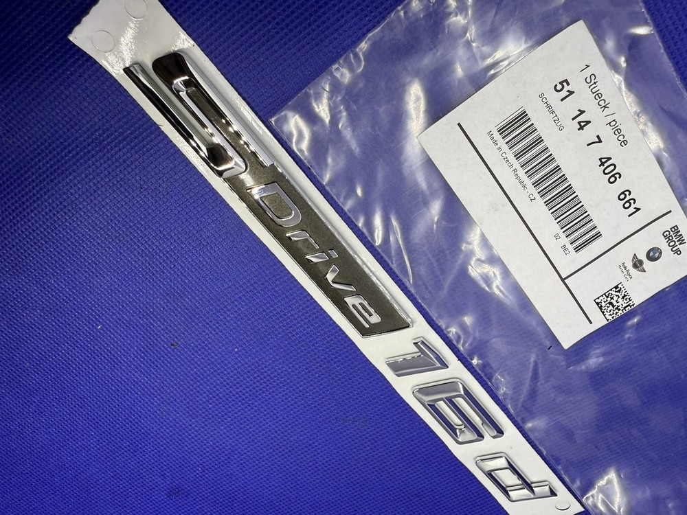Sdrive 16D BMW X1 X2 X3 X4 X5 M Original Logo Badge Emblem New
