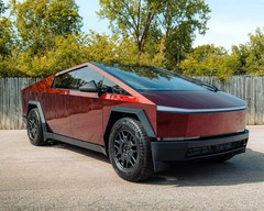 Cybertruck DIY PPF Paint Protection Film Wrap Color Change Gloss Cherry Red