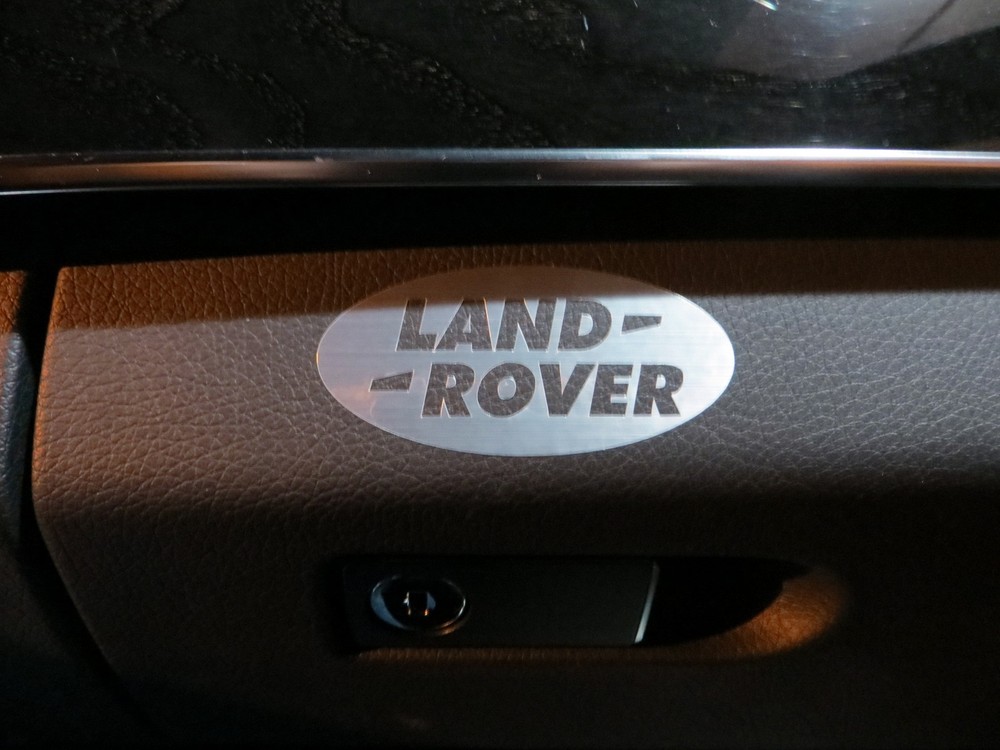 (2pcs) dashboard badge sticker decal *LANDROVERLOGO*
