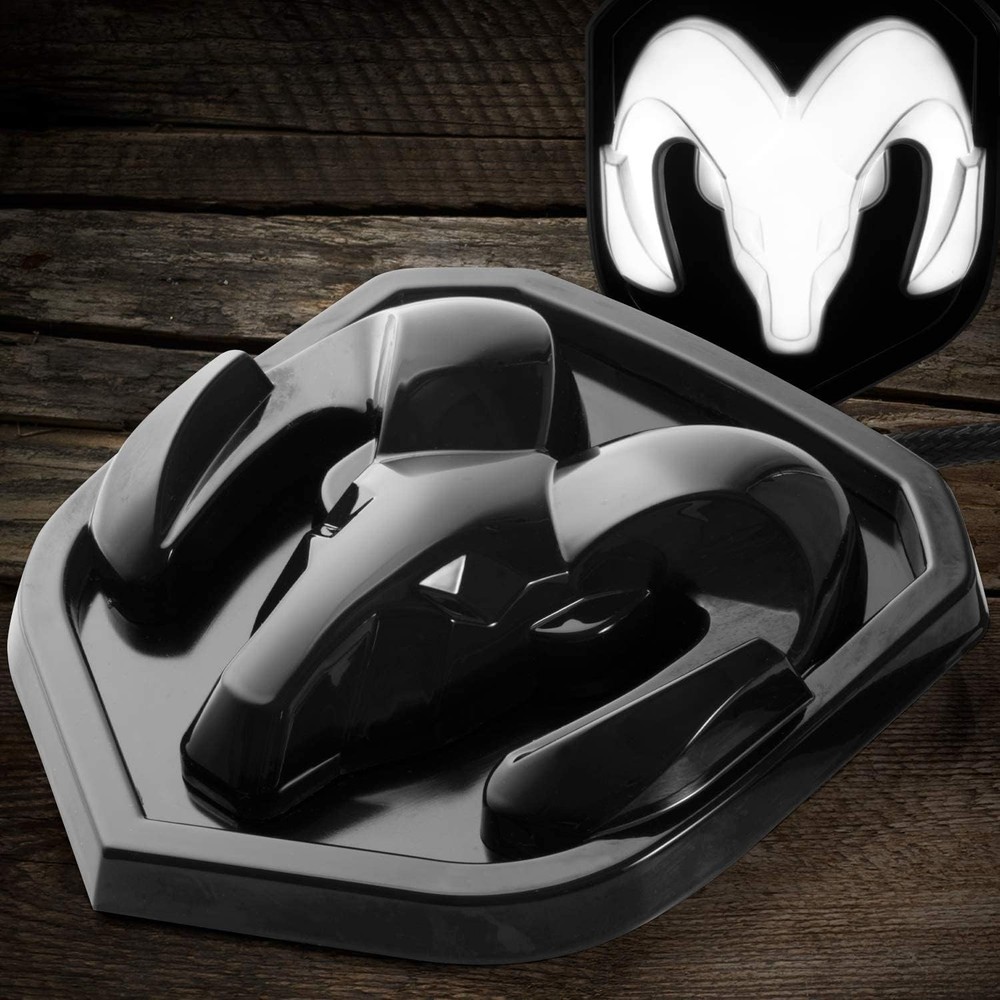 2009-18 RAM Lighted Grille Emblem,Black/Black Black