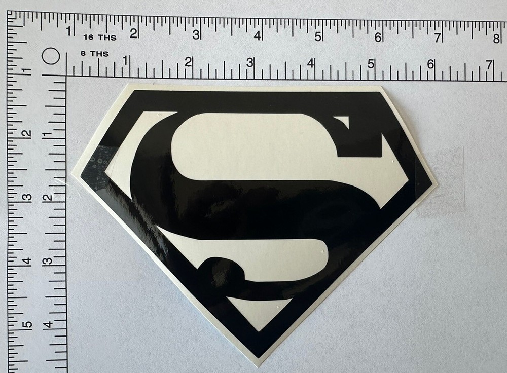 SUPERMAN Vinyl Decal Large 6” Choose Your Color – Car, Boat, Window, Tumbler