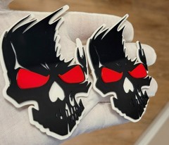 Skull Angry Red Eye Agressive Car Emblem Glossy Black/White Side Fender