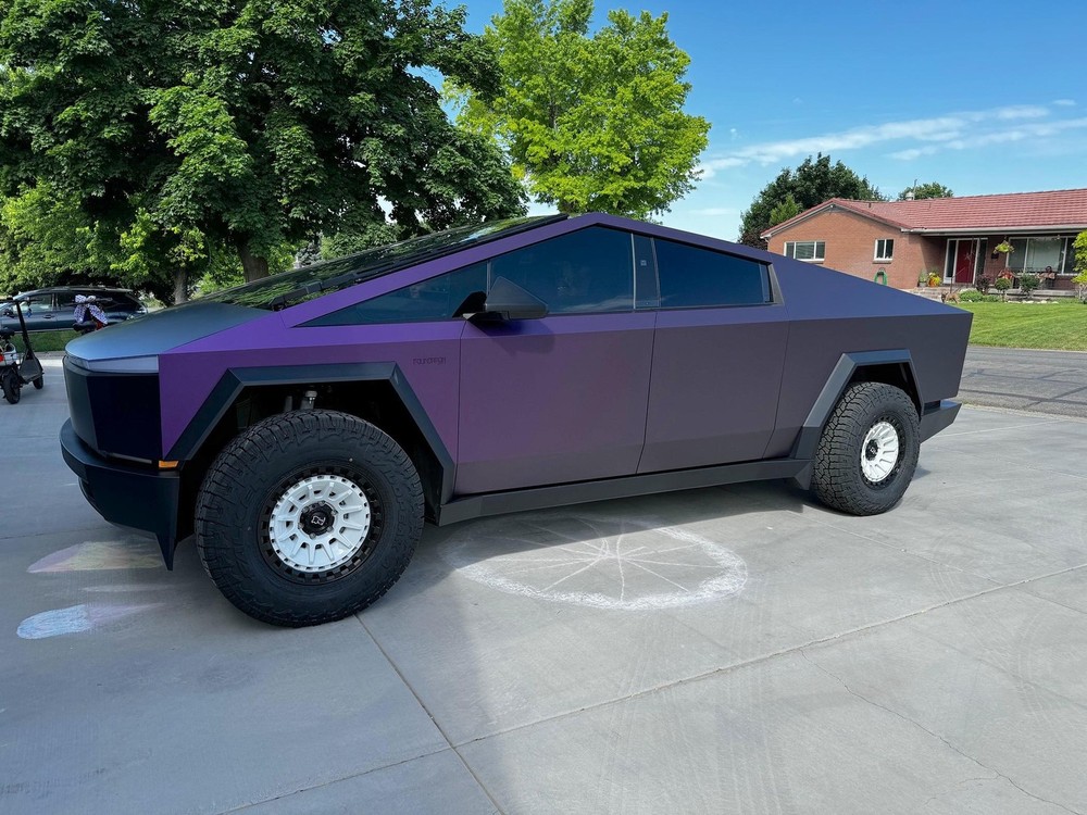 Cybertruck DIY PPF Paint Protection Wrap Color Change Satin Black Magic Purple