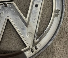 VW T6 caddy van caravelle emblem logo rear tailgate 7E0853630D