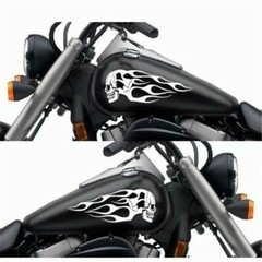 2pcs Set Motorcycle Gas Tank Flaming Flames Skull Badge Vinyl Decal Sticker