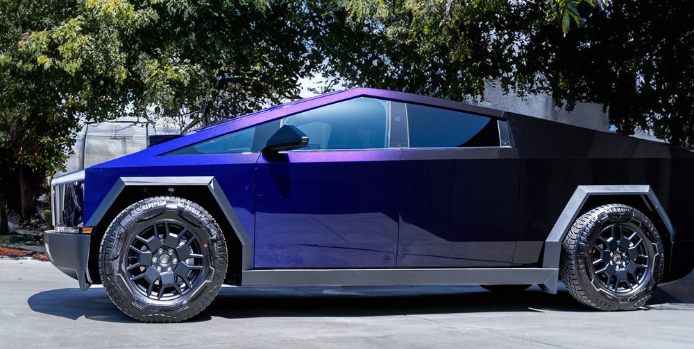 Cybertruck PreCut PPF Paint Protection Film Wrap Color Change Aurora Chameleon