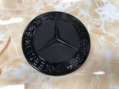 Front Hood Emblem Glossy Black Flat Laurel Wreath Badge W213 E300