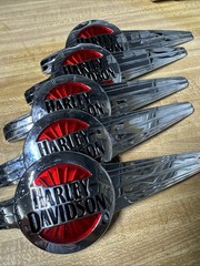 Harley-Davidson Heritage Softail Tank Emblem Chrome Red And Black Left Side